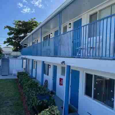 Hot Tub, Walk to Beach, Snorkeling, Surfing Hotel Exterior