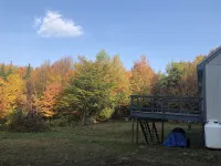 Hideaway in the Great North Woods - direct access to snowmobile trails Hotels in Errol