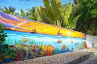 Downtown Cocoa Beach, Heated Pool House Next to Beach - บังกะโล