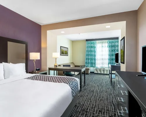 Quality Inn & Suites Colorado City, TX Hotels in Mitchell County