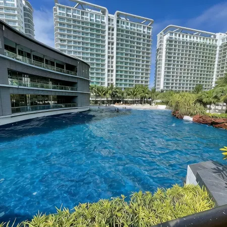 Azure Paris Hilton Beach Resort & Residences @ 1932 Maui Tower