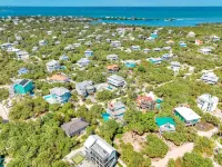 4 King Suites - Private Pool + Spa - 2 Carts - Easy Island Escape - 4-Star