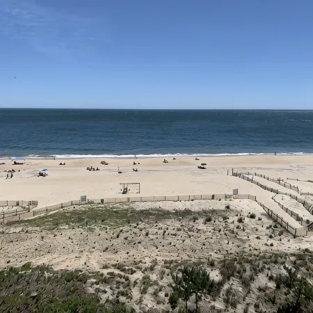 Spectacular Beach and Oceanfront Views in 7th Floor 3 Bedroom Condo!