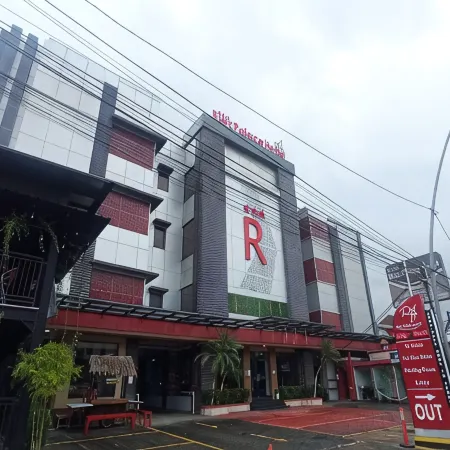 Riez Palace Hotel