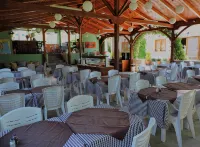 Julia Hotel