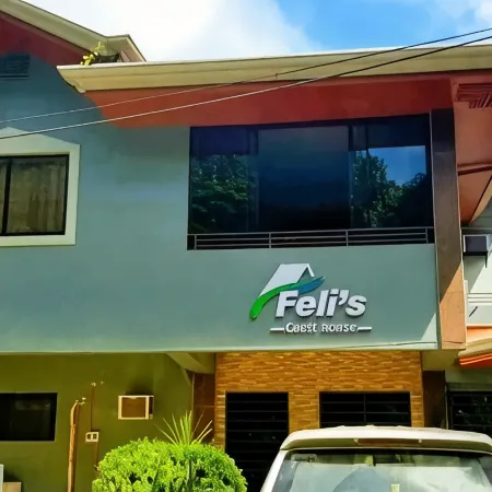 Felli's Guest House