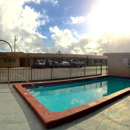 Coral Roc Motel