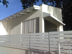 DolphinBay beachfront bungalow directly on the platinum WestCoast, 2Beds, 2Baths