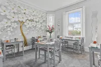 St Edmunds Guest House - parking
