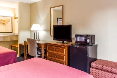 Rodeway Inn Charlotte North End Hotels in Mecklenburg County