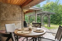 白山山脈距北康韋數分鐘的現代鄉村風山林小屋 - 精品