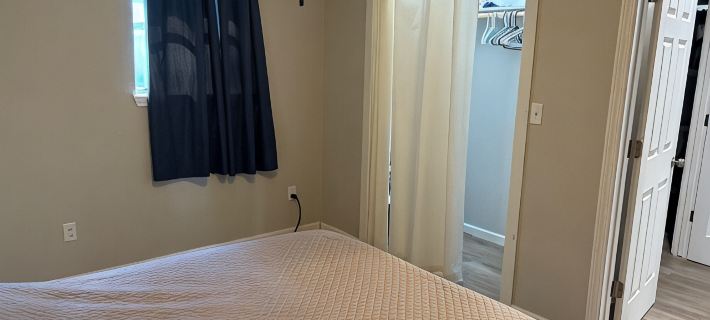 Fishing Camp 1-bedroom/Loft cabin in delightful Brookeland with AC, WiFi Hotels in Jasper County