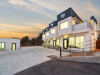 Geoje Island Eon Pool Villa Pension Hotels near مدينة ملاهي مينغجونغجوك