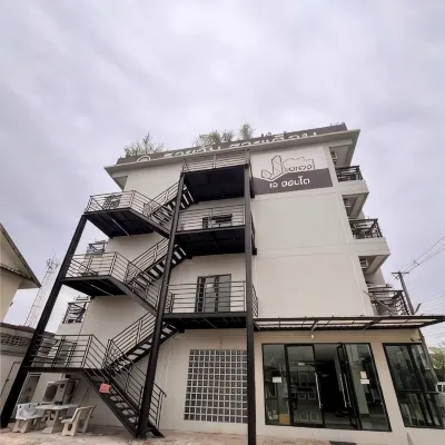 JHondo Apartment Отели рядом с достопримечательностью «Площадь Fairy»