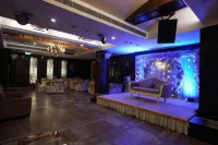 Amara Hotel Chandigarh - Kitchens