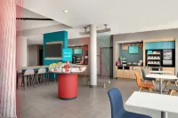 avid hotel FT LAUDERDALE AIRPORT - CRUISE by IHG - petit déjeuner