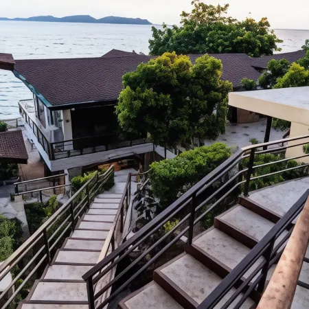 Altamare Dive and Leisure Resort Anilao