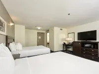 Canad Inns Destination Centre Fort Garry Hotels near Fort Gary