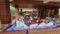 Villa frente a Alta Vista Restaurante - Homestays