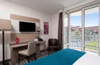 Leonardo Hotel Munich City Olympiapark - balcony