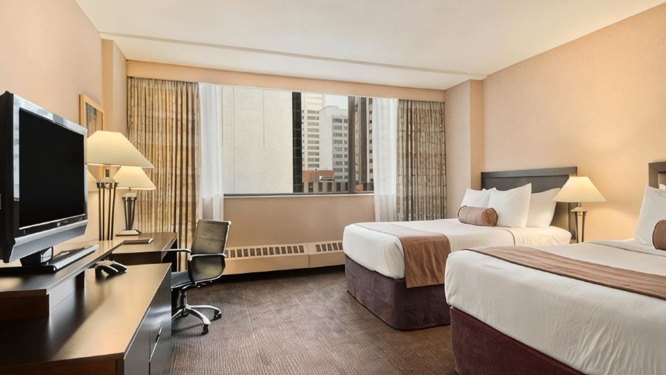 Ramada Plaza by Wyndham Calgary Downtown