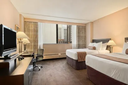 Ramada Plaza by Wyndham Calgary Downtown