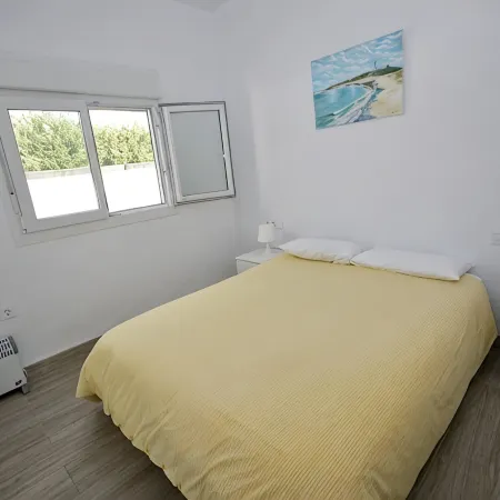 Villa in Los Caños de Meca of 600m2 plot next to the field and the beach. Отели в г. Барбате