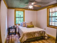 The Sac Au Lait Chalet - Hytter