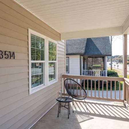 2 BR King Bed Near Duke Hospital & Campus