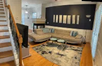 King Bed BeautifulTownhouse 3 Bedrooms 2.5 Bathrooms With FreeParking - Jacuzzi