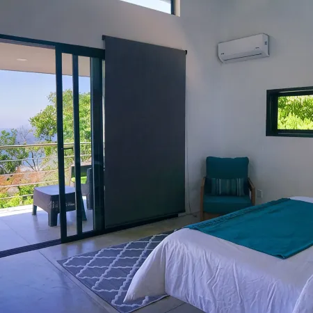The Rock House : Stunning Ocean View Luxury Home with Private Infinity Pool
