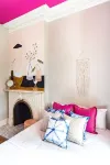 Grant - A Tranquil One Bedroom Steps from River