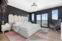 Luxurious Waterfront Home in PEC - 4-Star