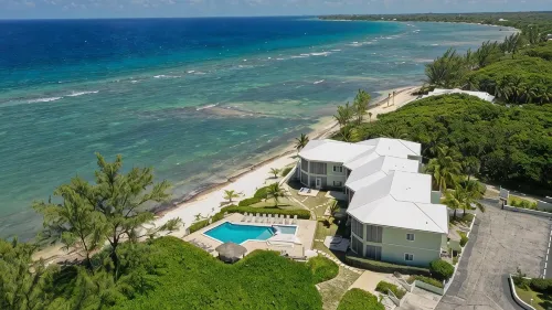 Beachfront Peace!  Awesome top floor condo on Caribbean plus military discount! - Wifi