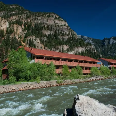 Hot Springs Inn