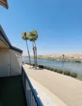 Very RARE, ON the RIVER ! - 4-Star