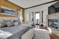 Charming 3-bedroom house, breathtaking views, Hot Tub, W/D Game Room - 5 Sao