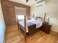 Main Street Retreats 106 - 2 BR Downtown Apt. 106 - Wifi
