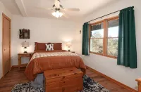 Stunning Views & Starry Skies Deck & BBQ - 4-Star