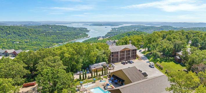 Summer Specials!-Brand New! 1 Mile to Sdc, 2 Arcades, Private Hot Tub, 2 Pools Hotels in Indian Point