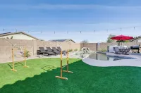 Young Desert Oasis with Heated Pool in Estrella Mountain Ranch - 4-نجوم