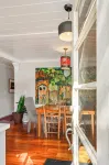 Luxurious Downtown Digs - Kitchenette