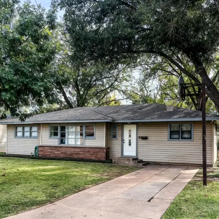 The Live Oak - Cozy 4/2 Near ACU