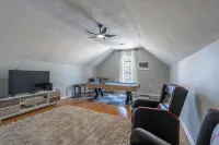 King & Queens Villa at Parkside - Homestays