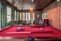 Fire Pit+Game Room+Mountain Views - 4-Star