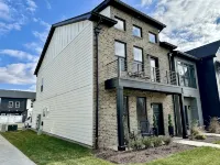 Hidden Retreat Luxury Townhome - 3 Bd/2.5Ba 1 Mi to I24, 5 Mi to Shopping & MTSU - 4つ星