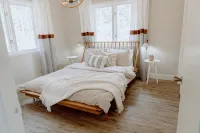 Secluded Chalet in the Pines Near Palmer Lake, Monument. 3BR Sleeps 8! - Chalets