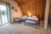 Mt Rainier,BestHome to Stay!4Bedroom_2Bath_Sleeps10,AC,Hot Tub,Car,RV Parking, - 4-Star