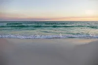 Gorgeous new beach cottage in fantastic location! - Country Houses
