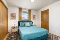 Boho BnB ~ Walk to Cherry/Pickwick & MSU - Homestays